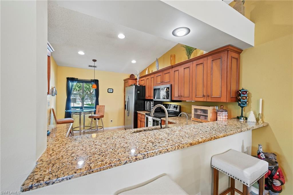 NEW WATERFORD - Residential