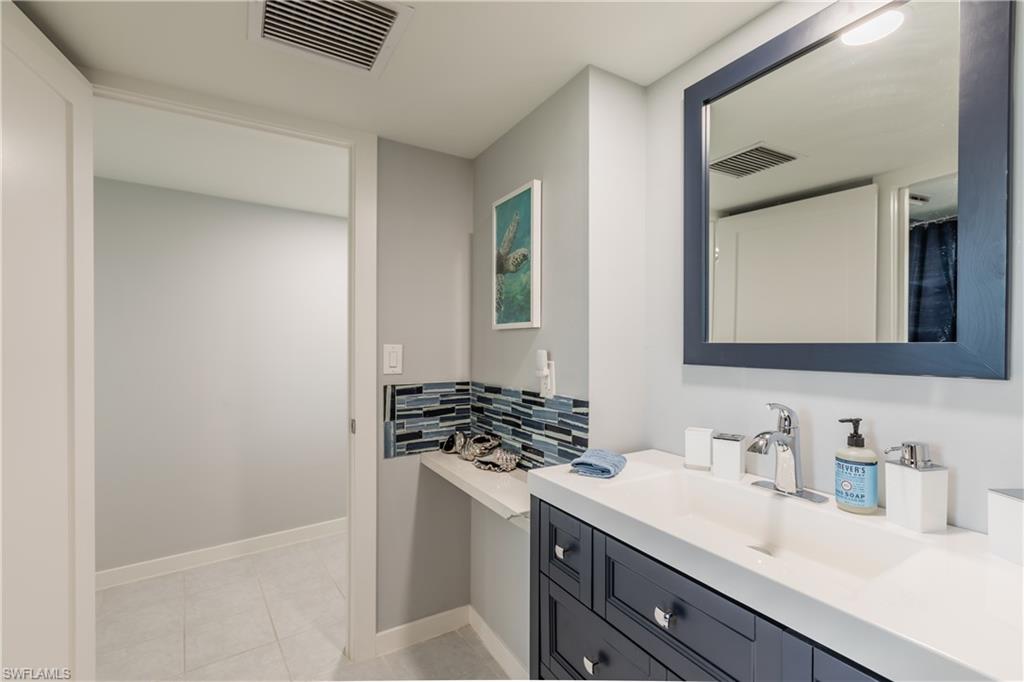 RIVERSIDE CLUB - Residential