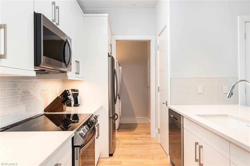 SOCE FLATS - Residential Lease