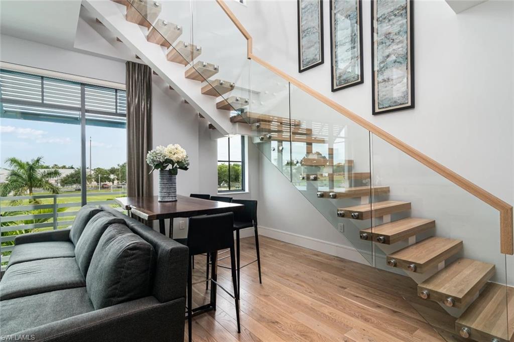 SOCE FLATS - Residential Lease