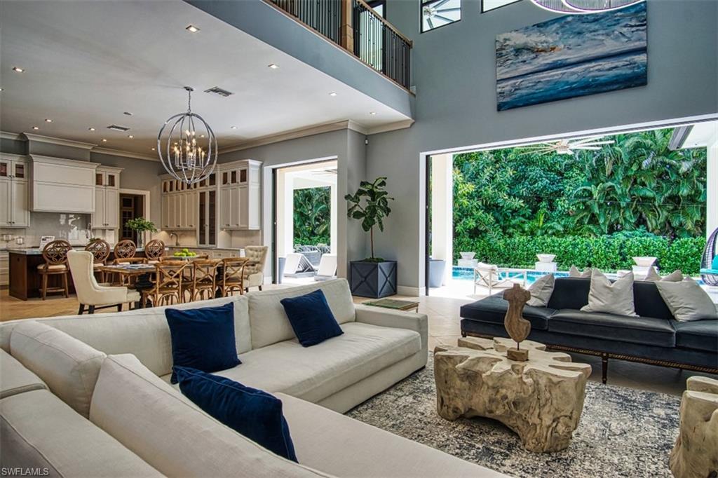 MOORINGS - Residential