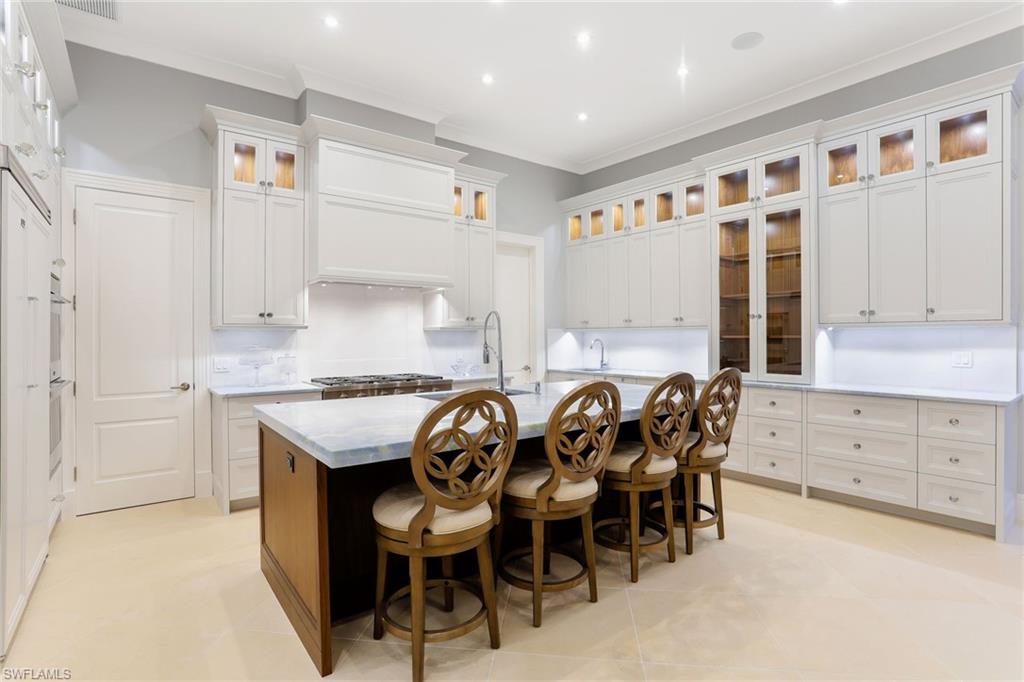 MOORINGS - Residential