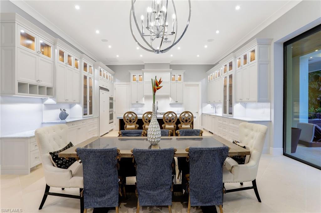 MOORINGS - Residential