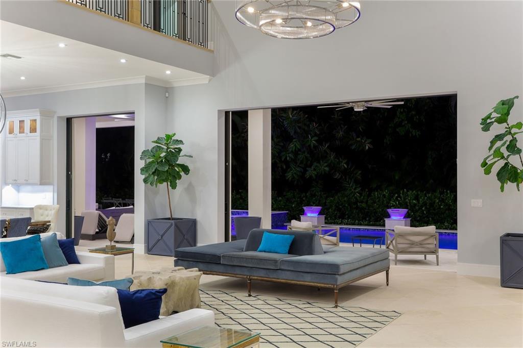 MOORINGS - Residential