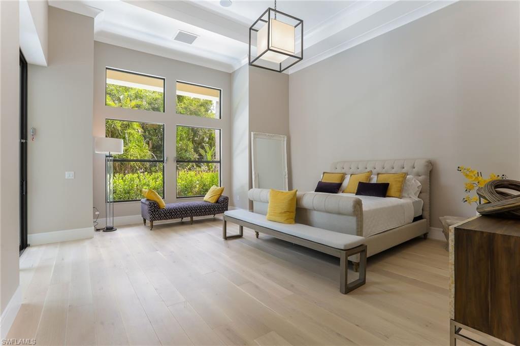 MOORINGS - Residential