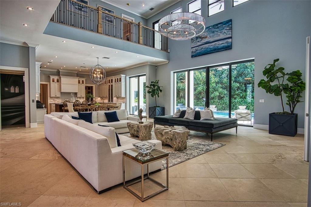 MOORINGS - Residential