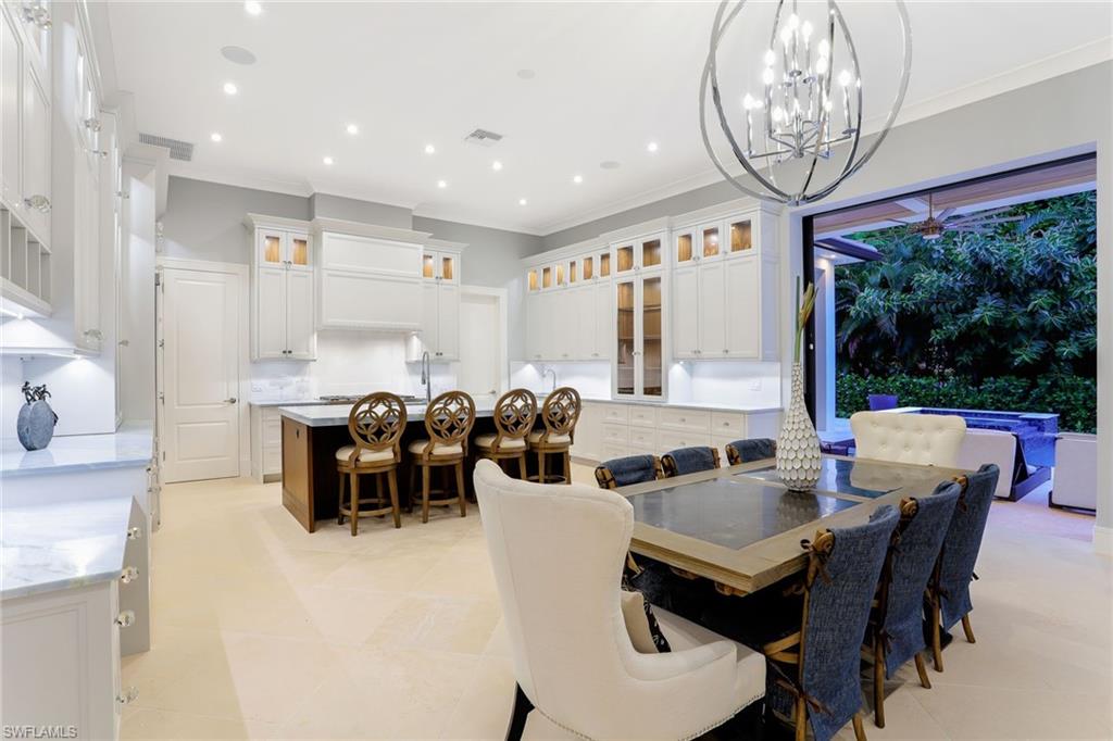 MOORINGS - Residential