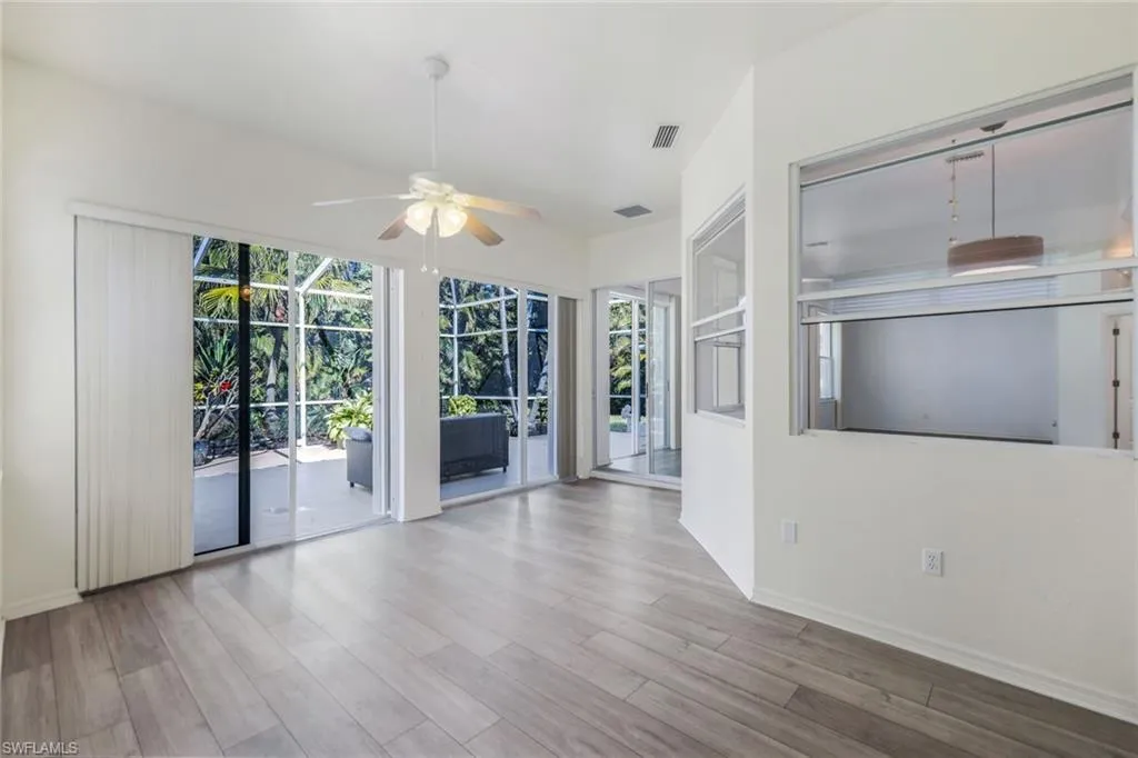 Bonita Springs, Florida 34135, United States, 4 Bedrooms Bedrooms, ,2 BathroomsBathrooms,Residential,Contingent,41680