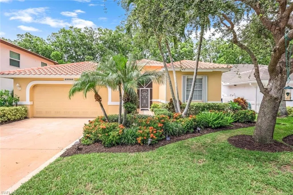 Bonita Springs, Florida 34135, United States, 4 Bedrooms Bedrooms, ,2 BathroomsBathrooms,Residential,Contingent,41680