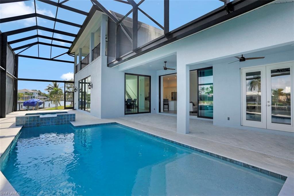 MARCO BEACH - Residential