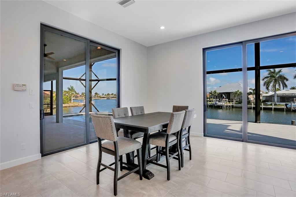 MARCO BEACH - Residential