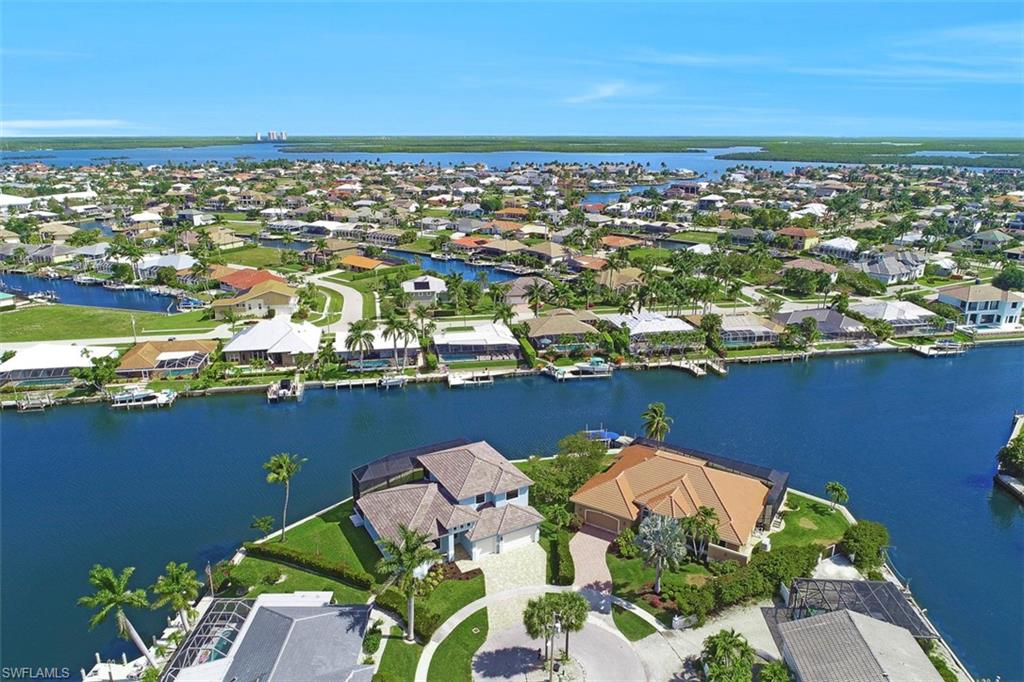 MARCO BEACH - Residential