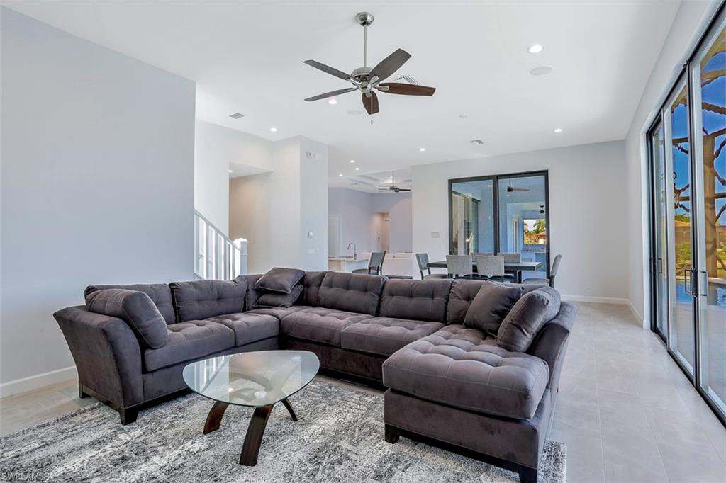 MARCO BEACH - Residential