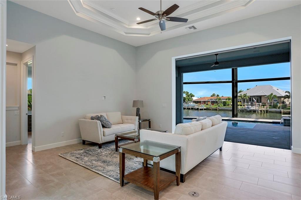 MARCO BEACH - Residential