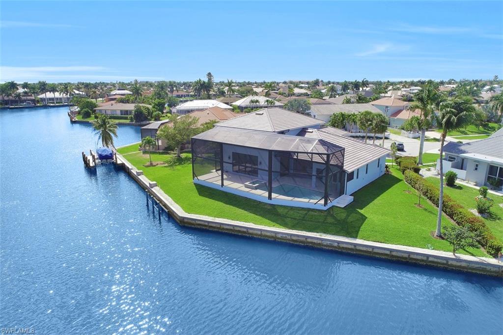 MARCO BEACH - Residential