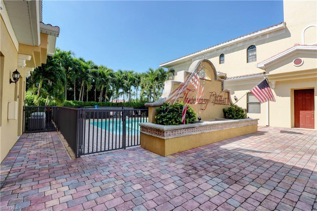 TUSCANY VILLAS - Residential