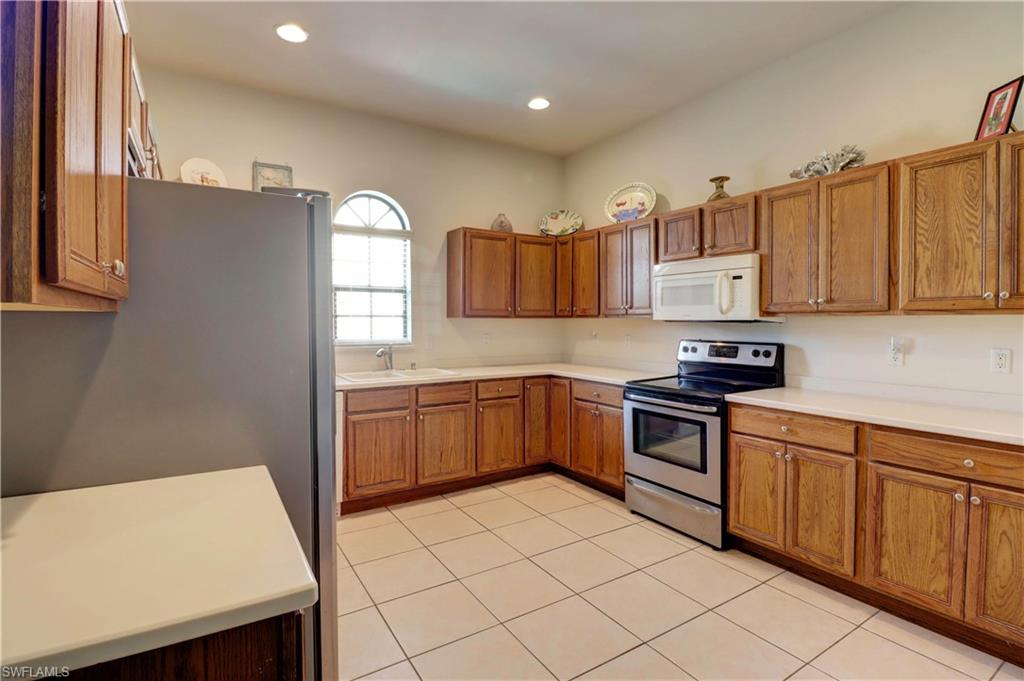 TUSCANY VILLAS - Residential