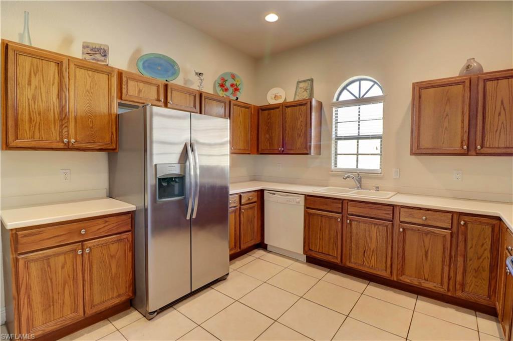 TUSCANY VILLAS - Residential