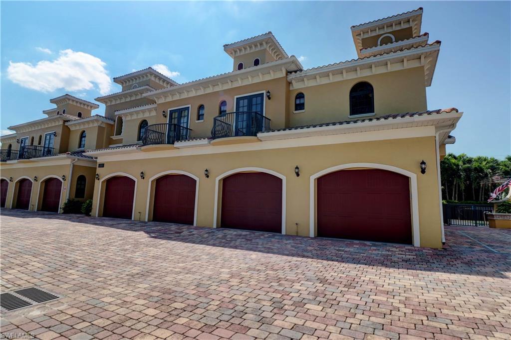 TUSCANY VILLAS - Residential