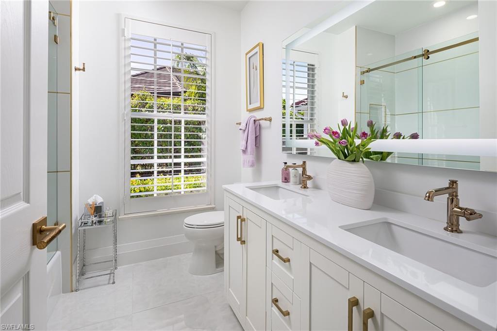 MONTEREY - Residential
