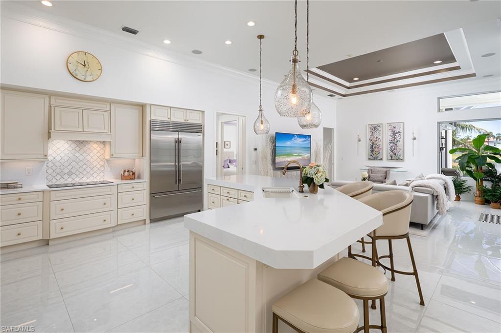 MONTEREY - Residential