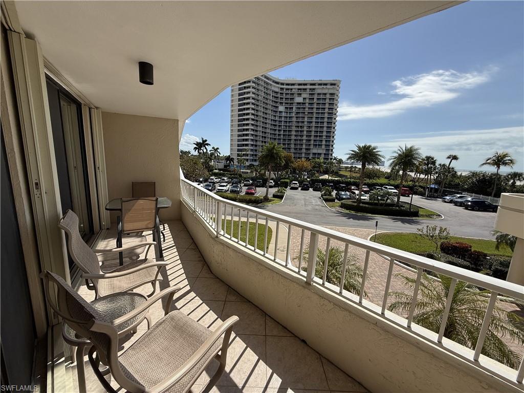 SOUTH SEAS - Residential