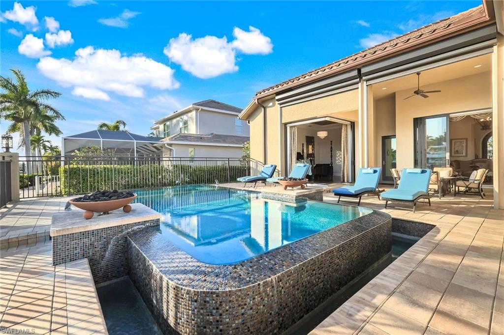 CAPE HARBOUR - Residential