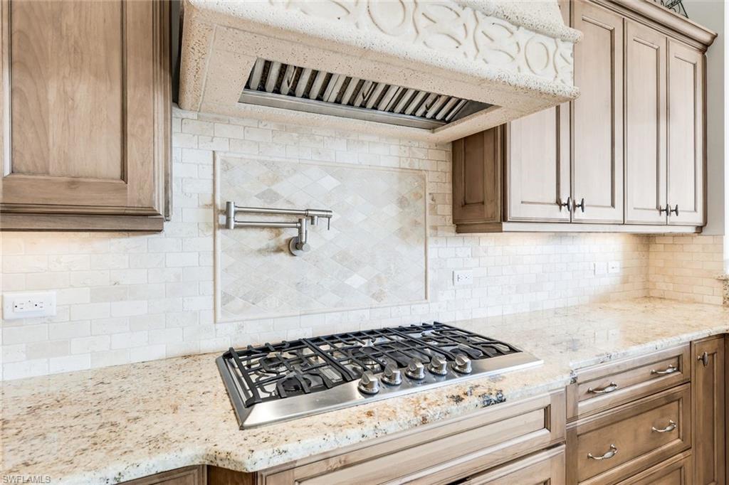 CAPE HARBOUR - Residential