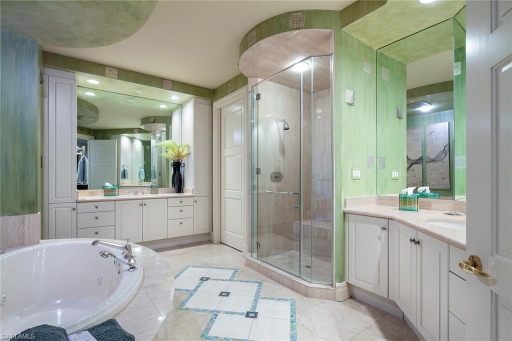 REGENT - Residential