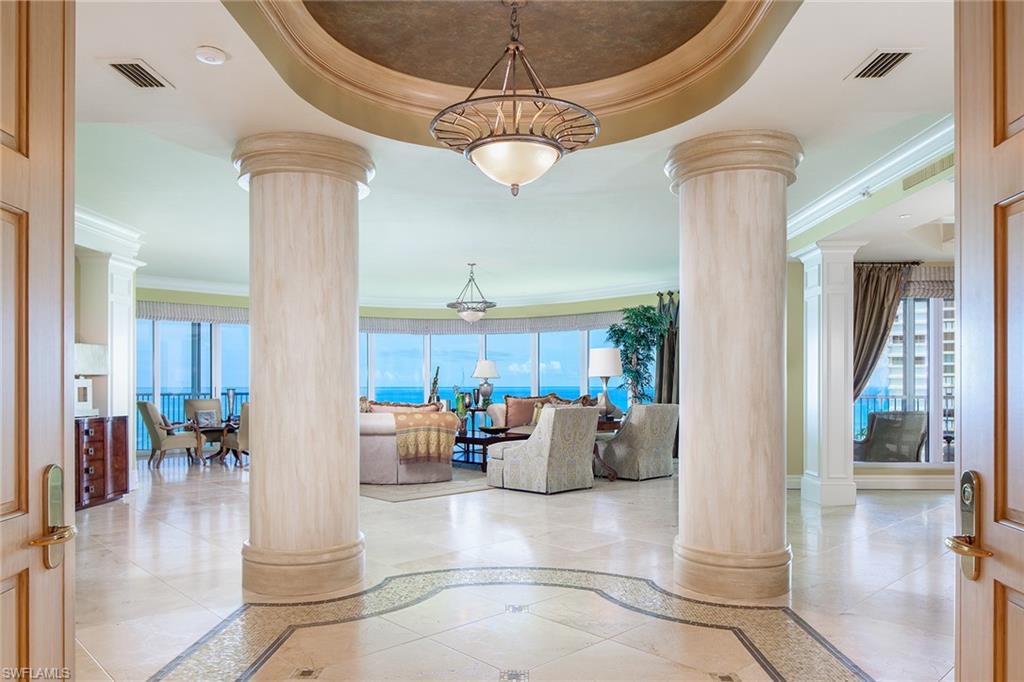 REGENT - Residential