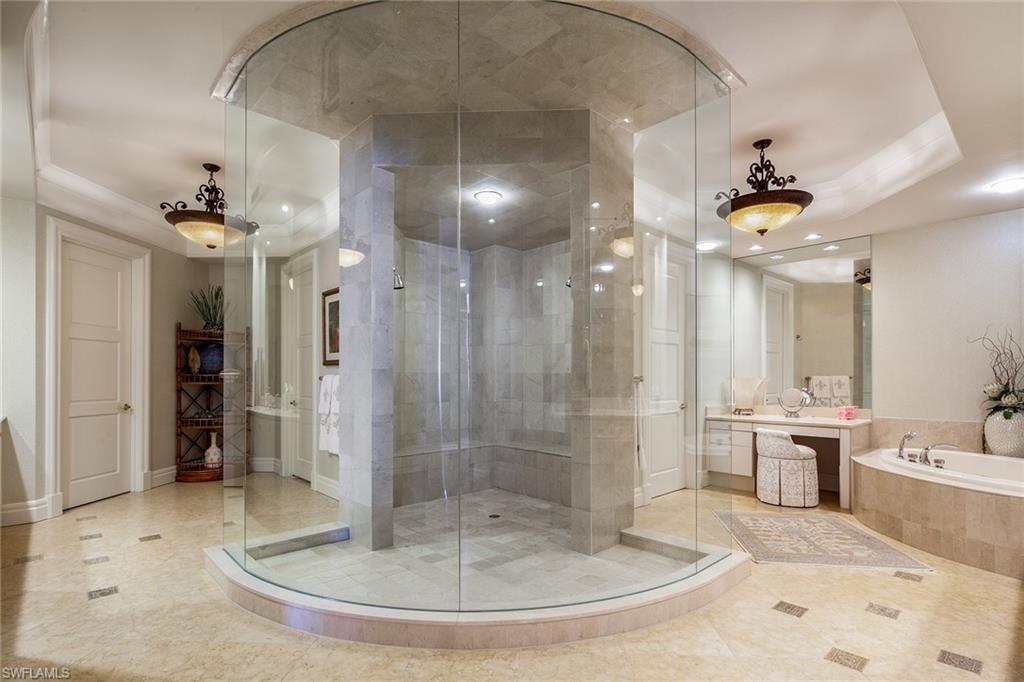 REGENT - Residential