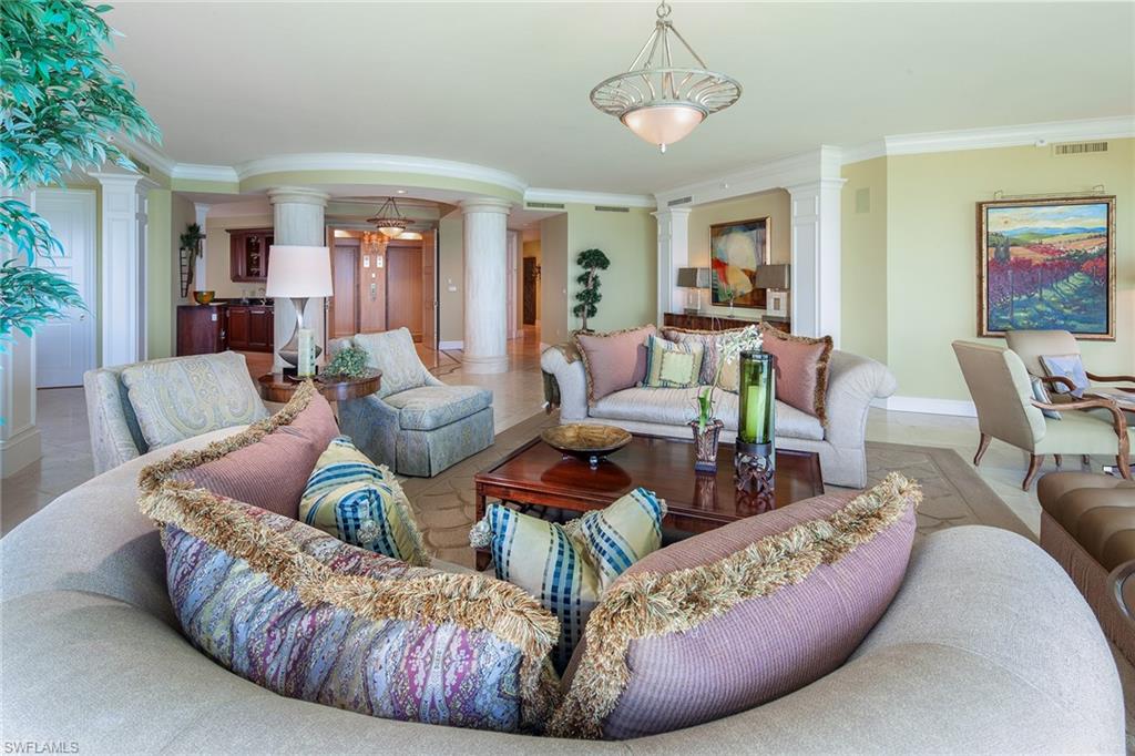 REGENT - Residential