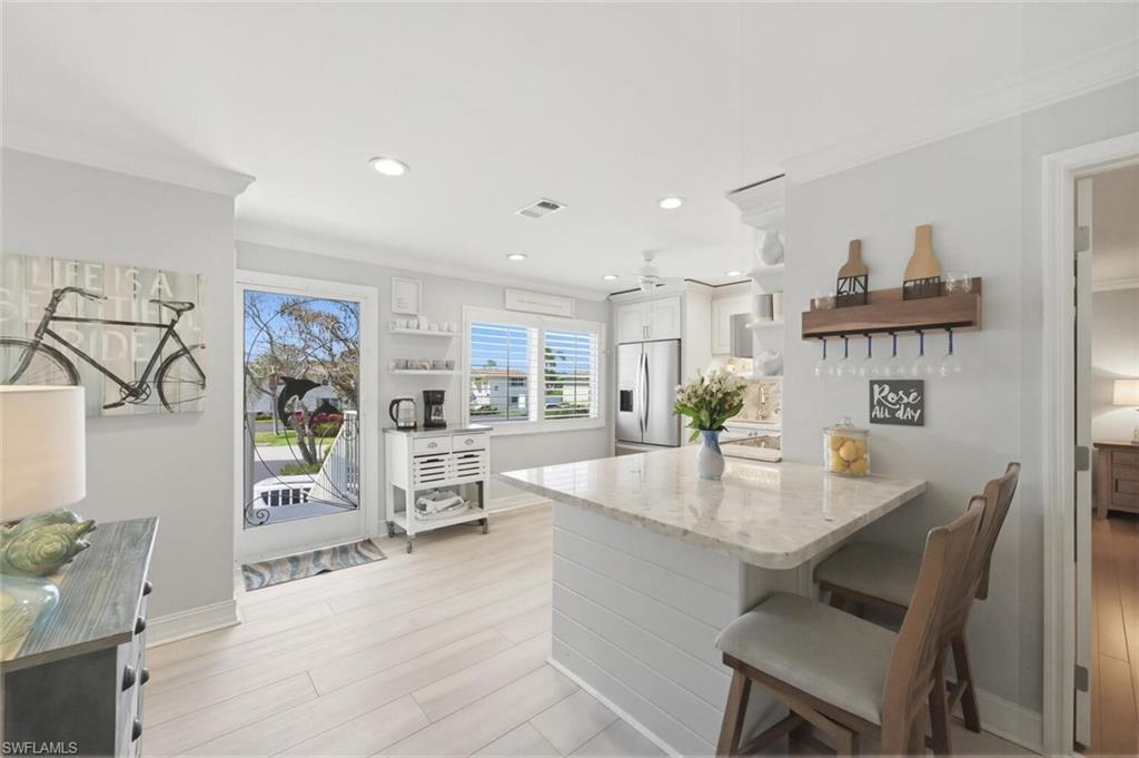 GLADES COUNTRY CLUB - Residential