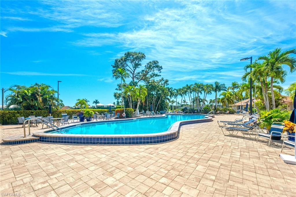 GLADES COUNTRY CLUB - Residential