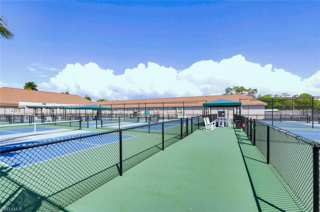 GLADES COUNTRY CLUB - Residential