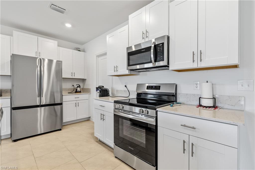 NORTH FORT MYERS - Residential Lease