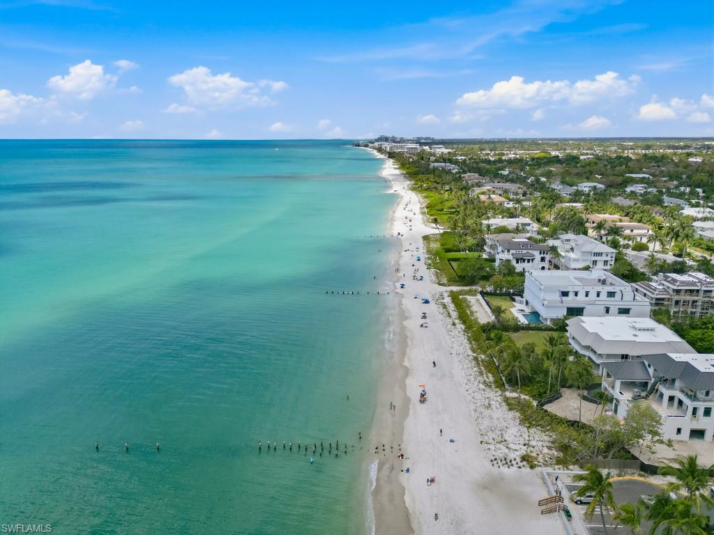 MANOR APTS - Residential