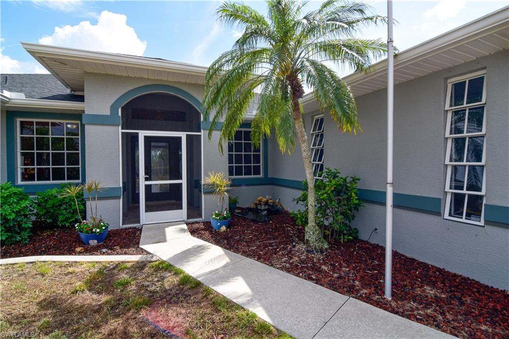 CAPE CORAL - Residential