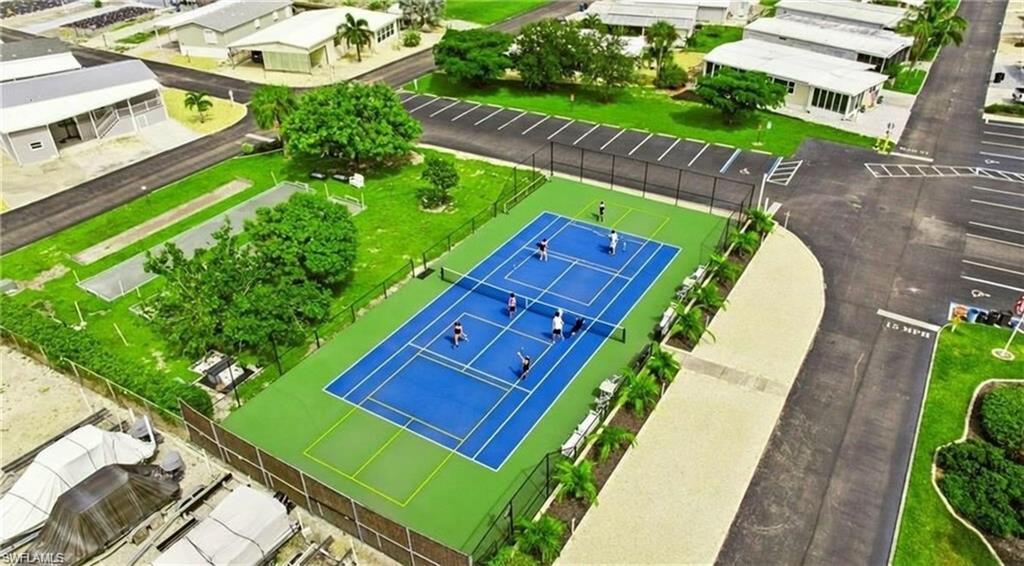 SPRING CREEK VILLAGE - Land