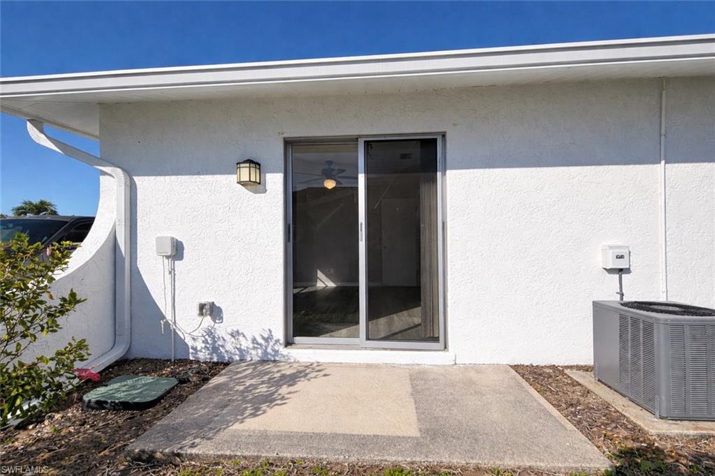 CAPE CORAL - Residential Lease