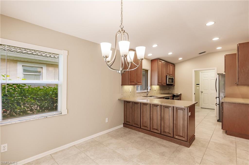 THE SHORES - Residential