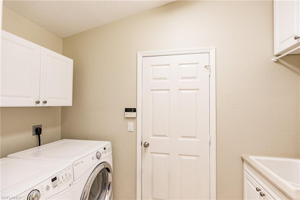 THE SHORES - Residential