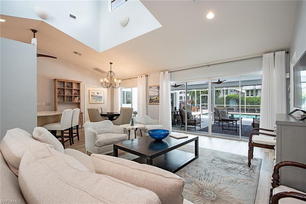 AQUALANE SHORES - Residential