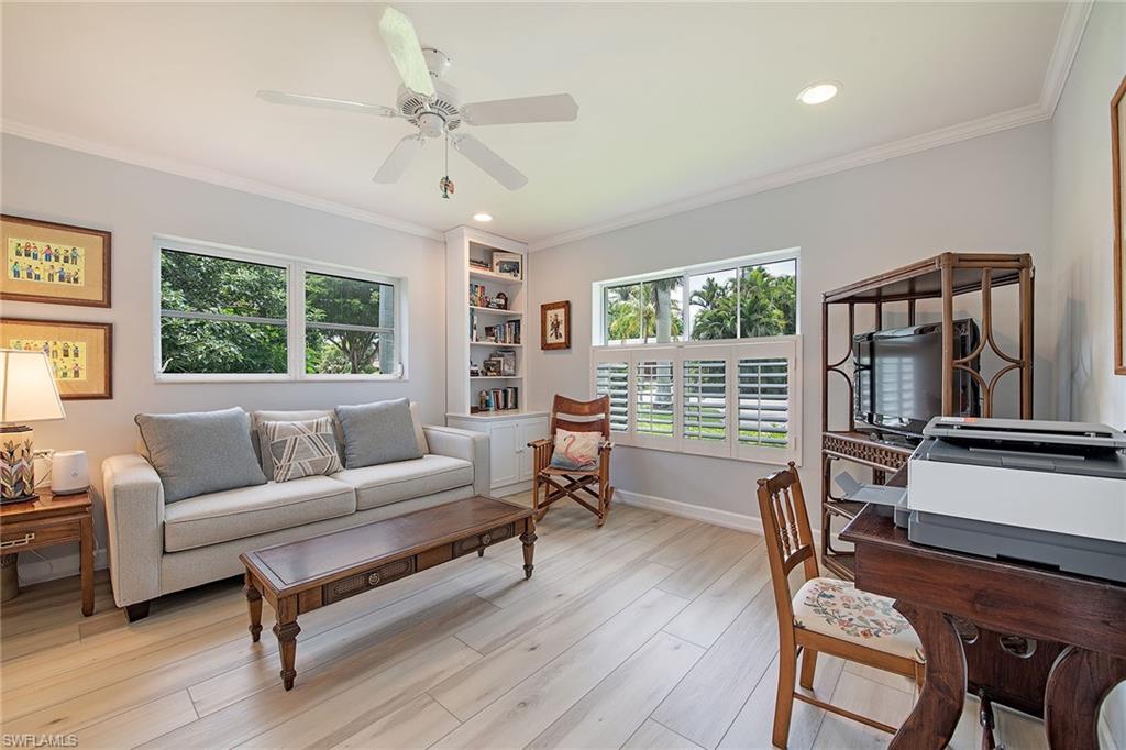 AQUALANE SHORES - Residential