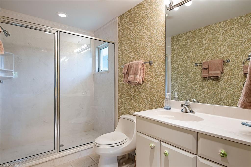 AQUALANE SHORES - Residential