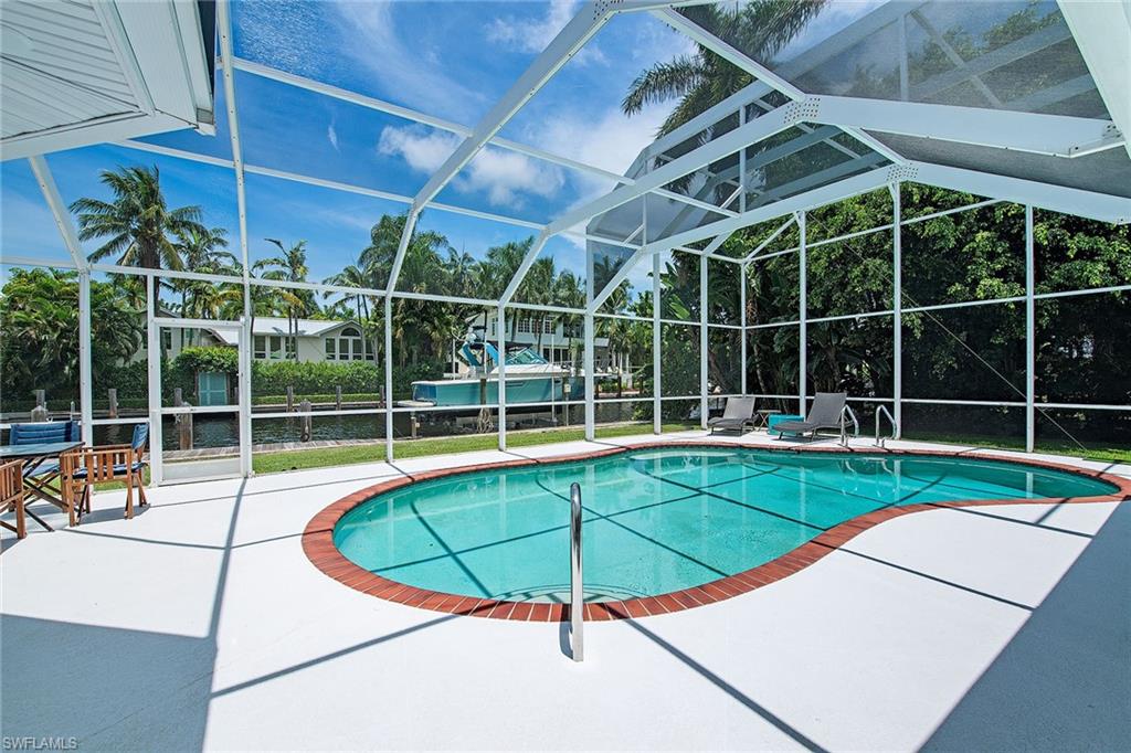 AQUALANE SHORES - Residential