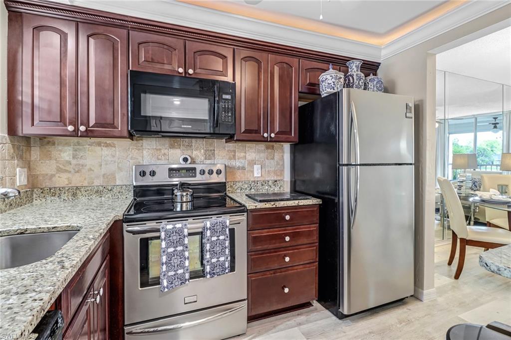 TURTLE LAKE GOLF COLONY - Residential Lease