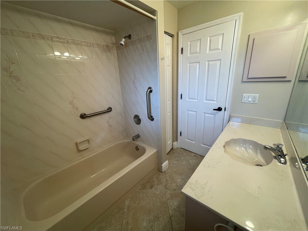 PORT CHARLOTTE - Residential