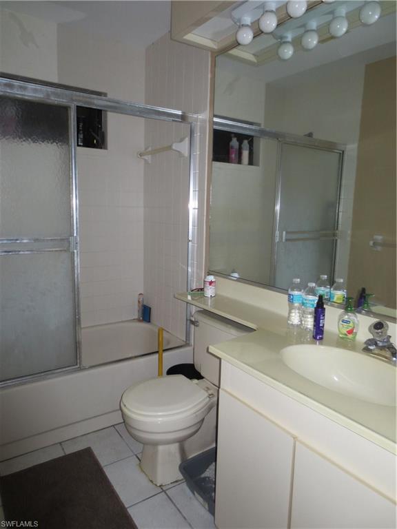 ISLAND PARK VILLAGE - Residential