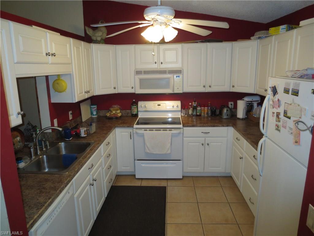 ISLAND PARK VILLAGE - Residential